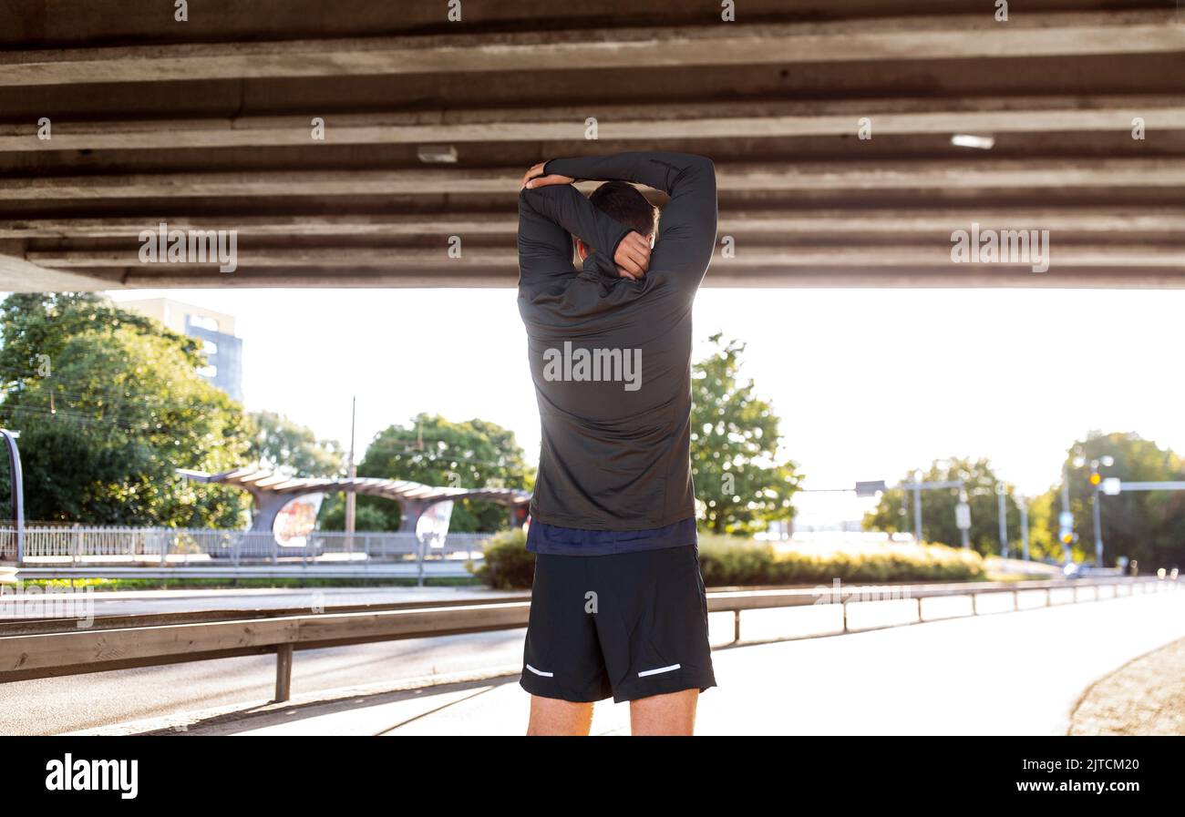 Shoulder stretch hi-res stock photography and images - Alamy