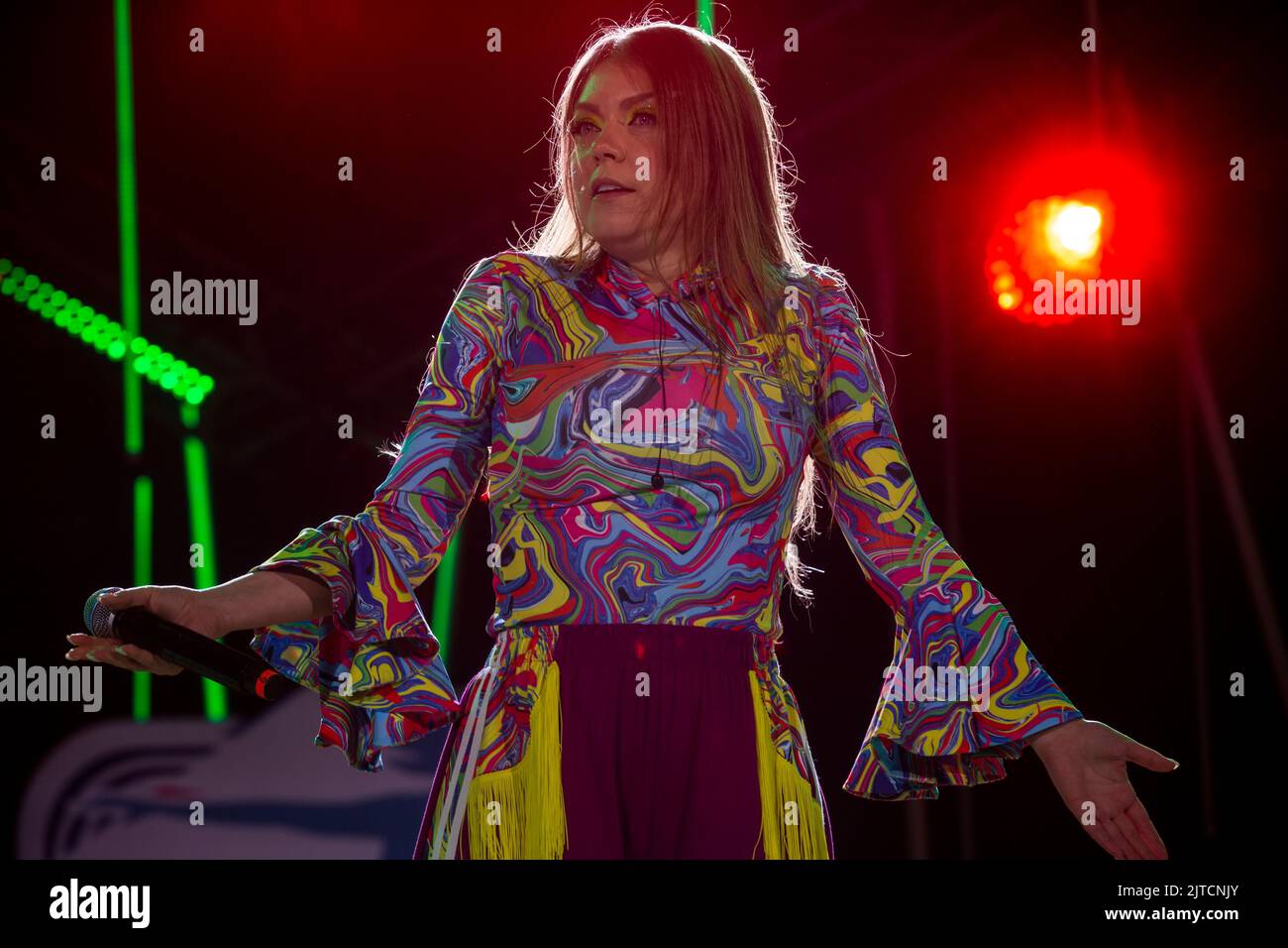 Sohillarda semiz ayollar xxx