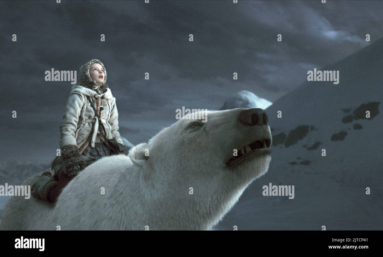 DAKOTA BLUE RICHARDS, IOREK BYRNISON, THE GOLDEN COMPASS, 2007 Stock Photo Alamy