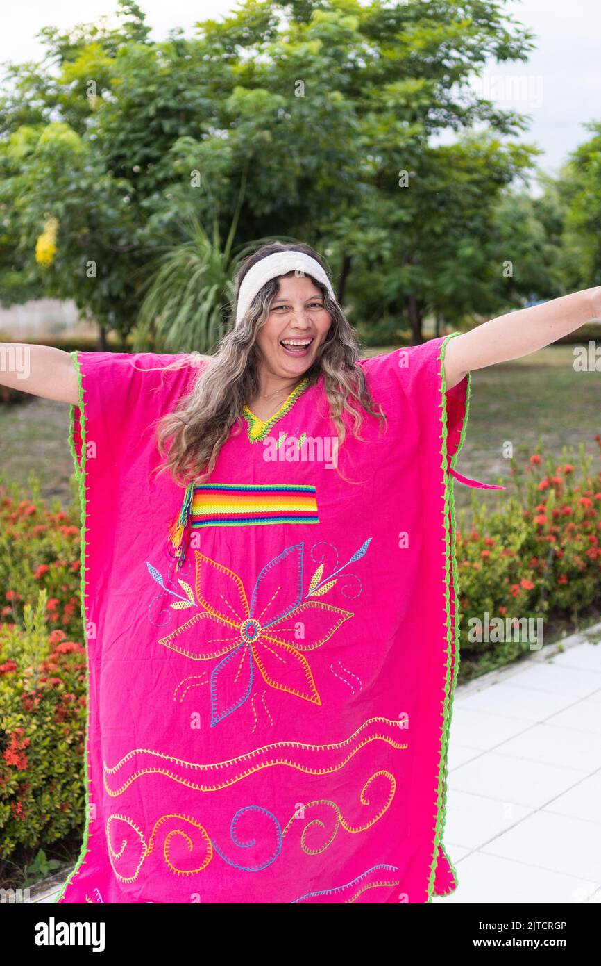 Young indigenous woman hi-res stock photography and images - Alamy