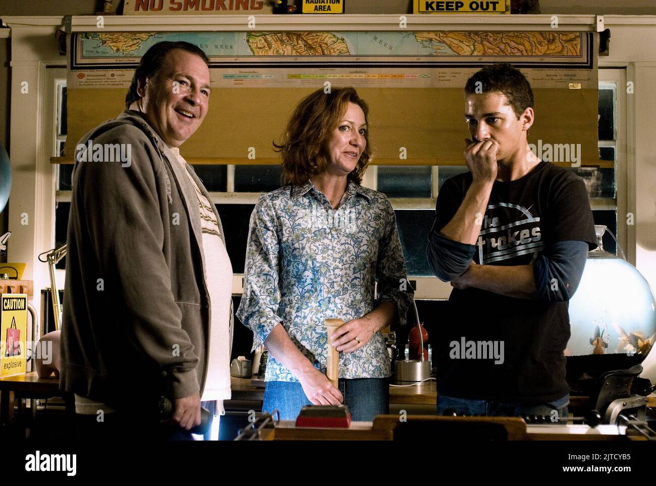 KEVIN DUNN, JULIE WHITE, SHIA LABEOUF, TRANSFORMERS, 2007 Stock Photo