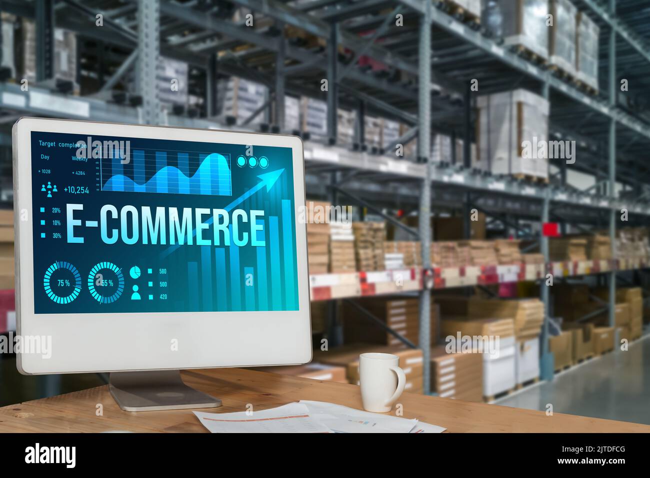 E-commerce data software provide modish dashboard for sale analysis to the online retail business Stock Photo