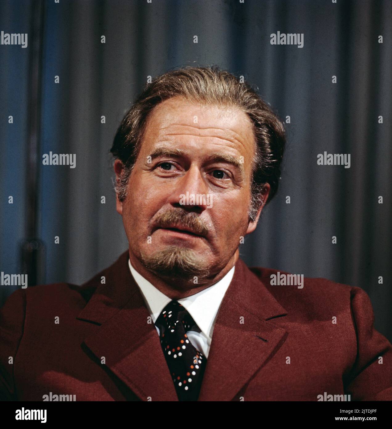 Fernsehrevue Hi res Stock Photography And Images Alamy fernsehrevue-hi-res-stock-photography-and-images-alamy