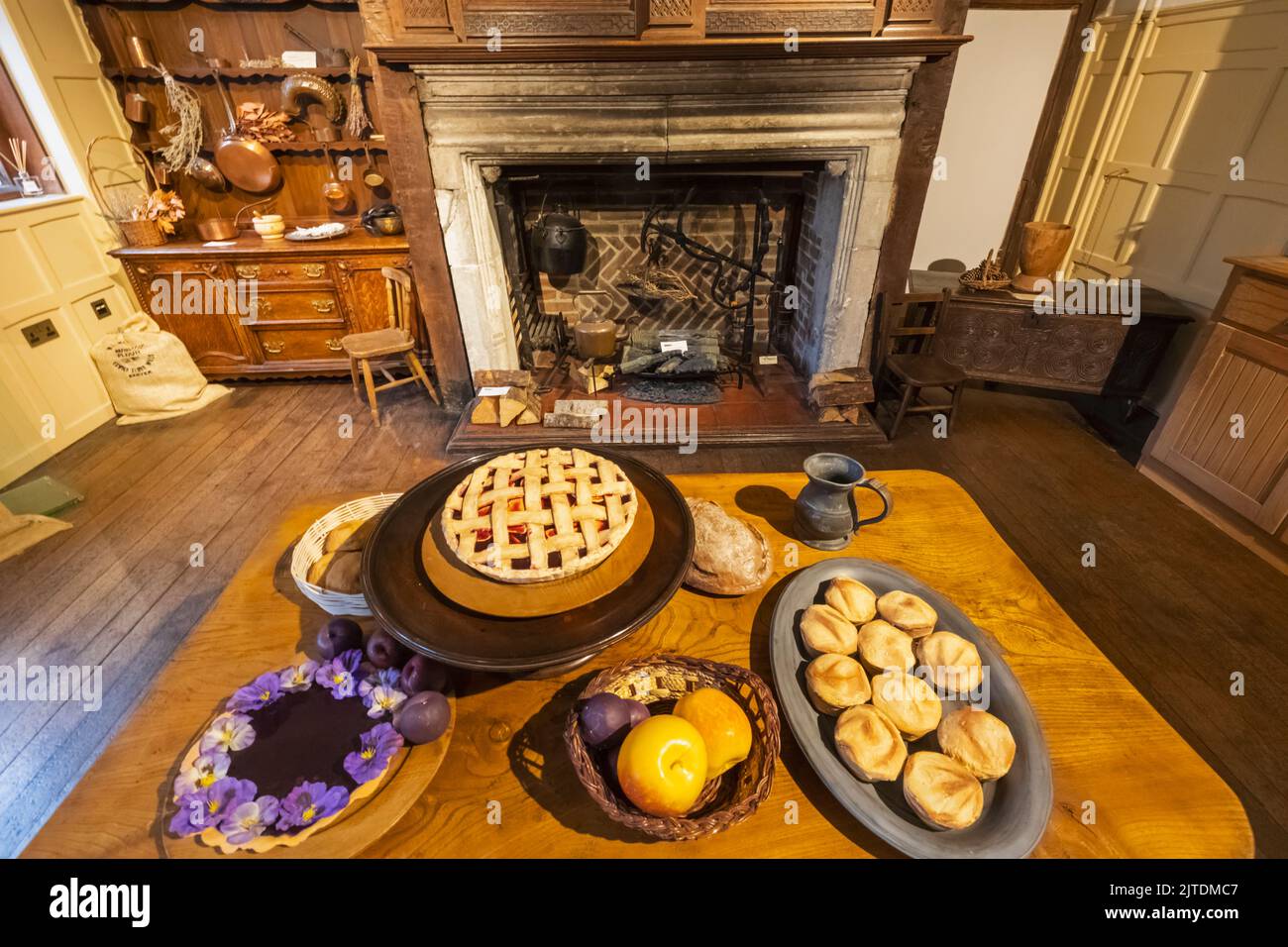 England, Kent, Rochester, Eastgate House, The 17th century Kitchen Stock Photo