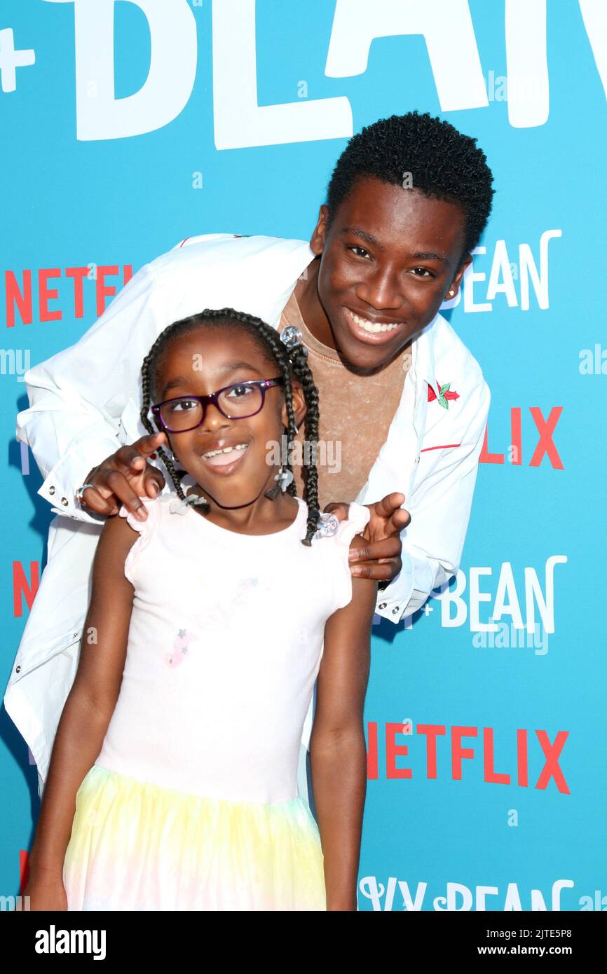 LOS ANGELES AUG 29 Skylar Reed, Ramon Reed at the Ivy + Bean Special