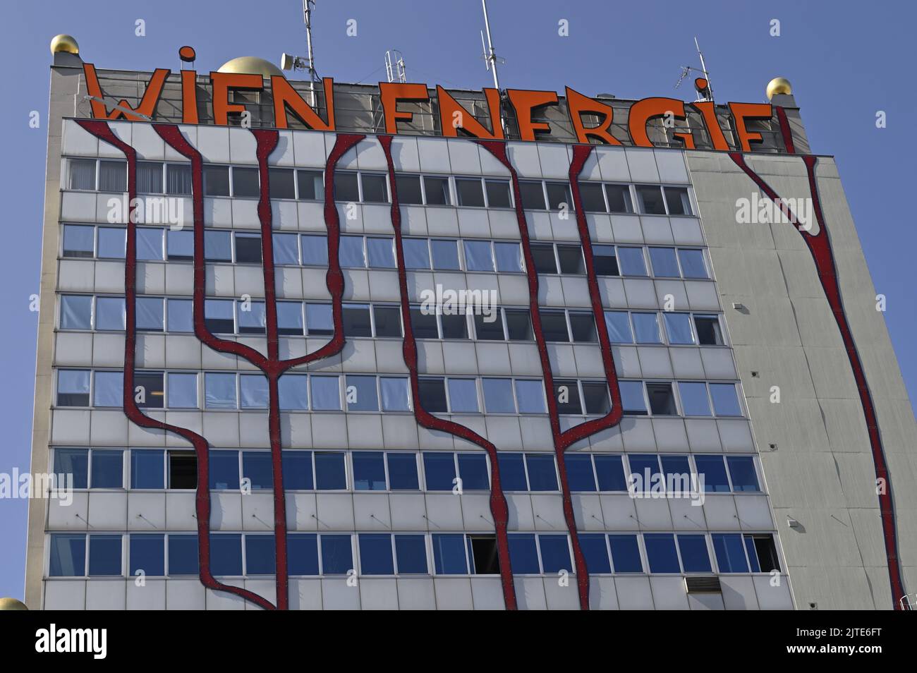 Vienna, Austria. 30th Aug, 2022. Massive imbalance of the Austrian energy supplier 'Wien Energie'. The Federal Court of Auditors has announced an audit of Wien Energie for today. Credit: Franz Perc/Alamy Live News Stock Photo