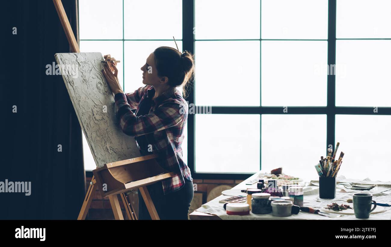 artist work artwork canvas easel woman tool Stock Photo Alamy