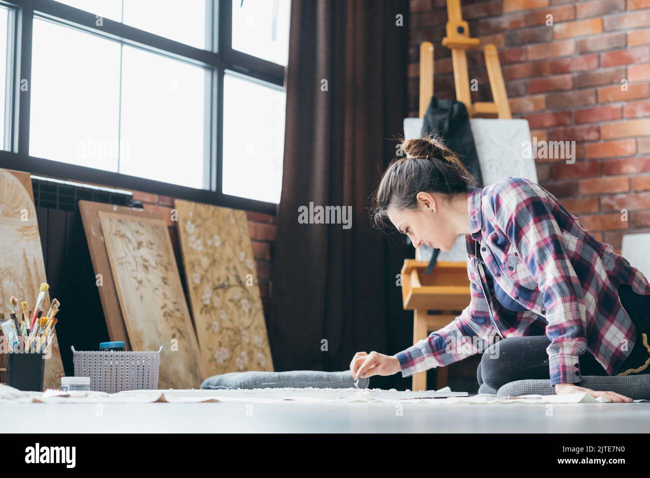 art craft hobby leisure lifestyle woman artworks Stock Photo Alamy