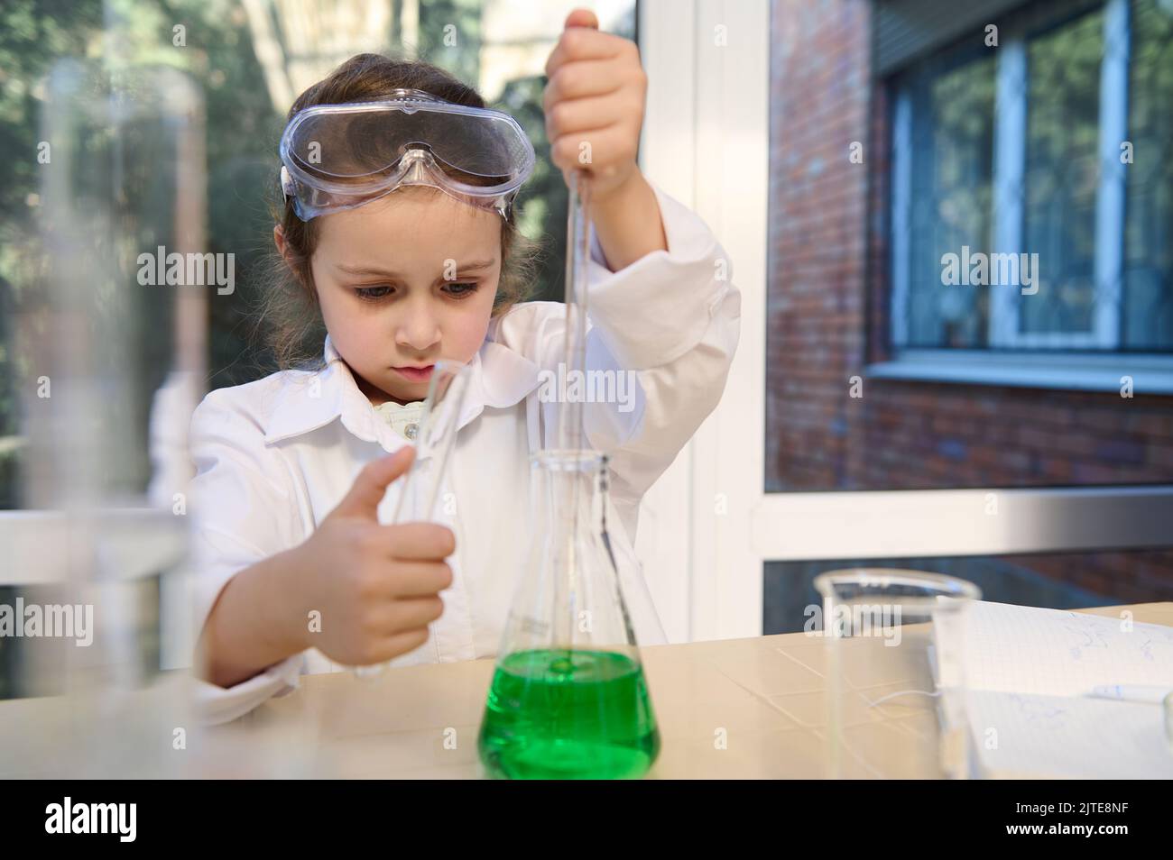 Little alchemist hi-res stock photography and images - Alamy