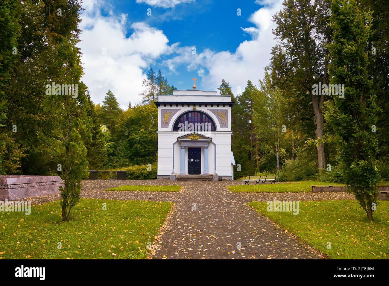 Mausoleum of war hero, general Michael Andreas Barclay de Tolly. Small
