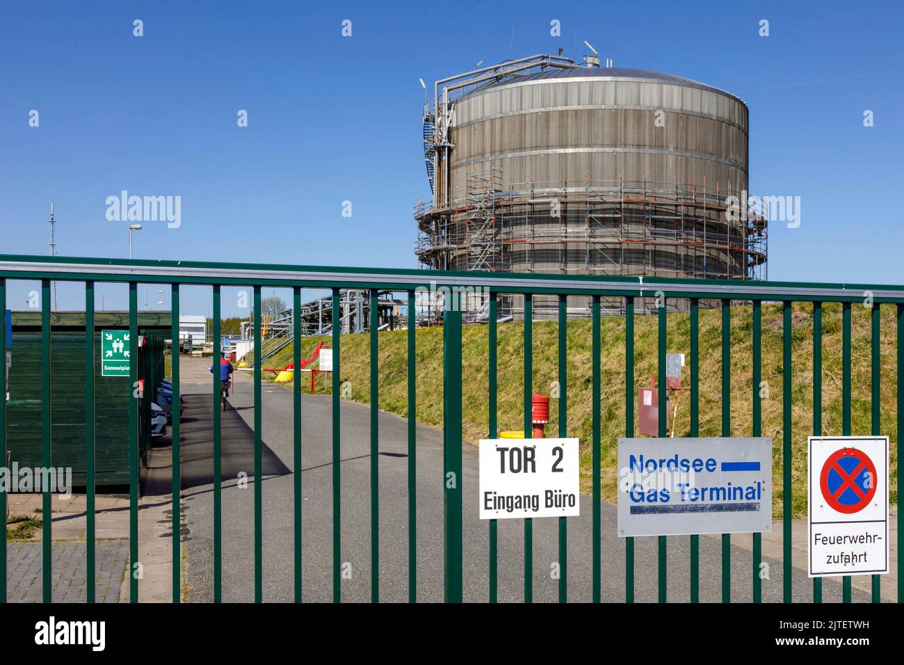 Nordsee Gas Terminal Brunsbüttel, elevated tank for liquid gas Stock Photo
