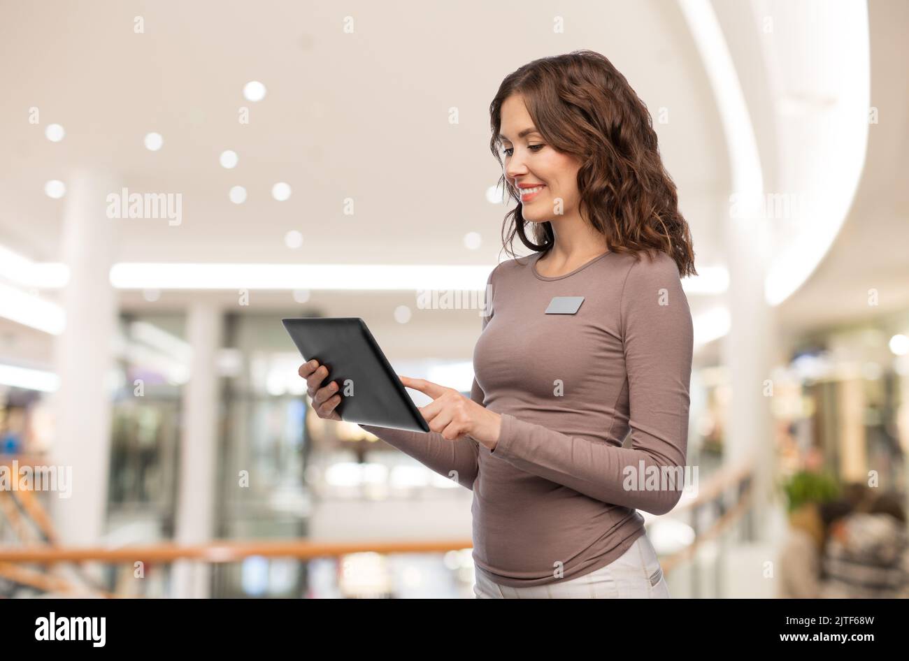 Woman Buying Desktop In Store Stock Photo - Download Image Now - Computer Store, Desktop PC, Store - iStock