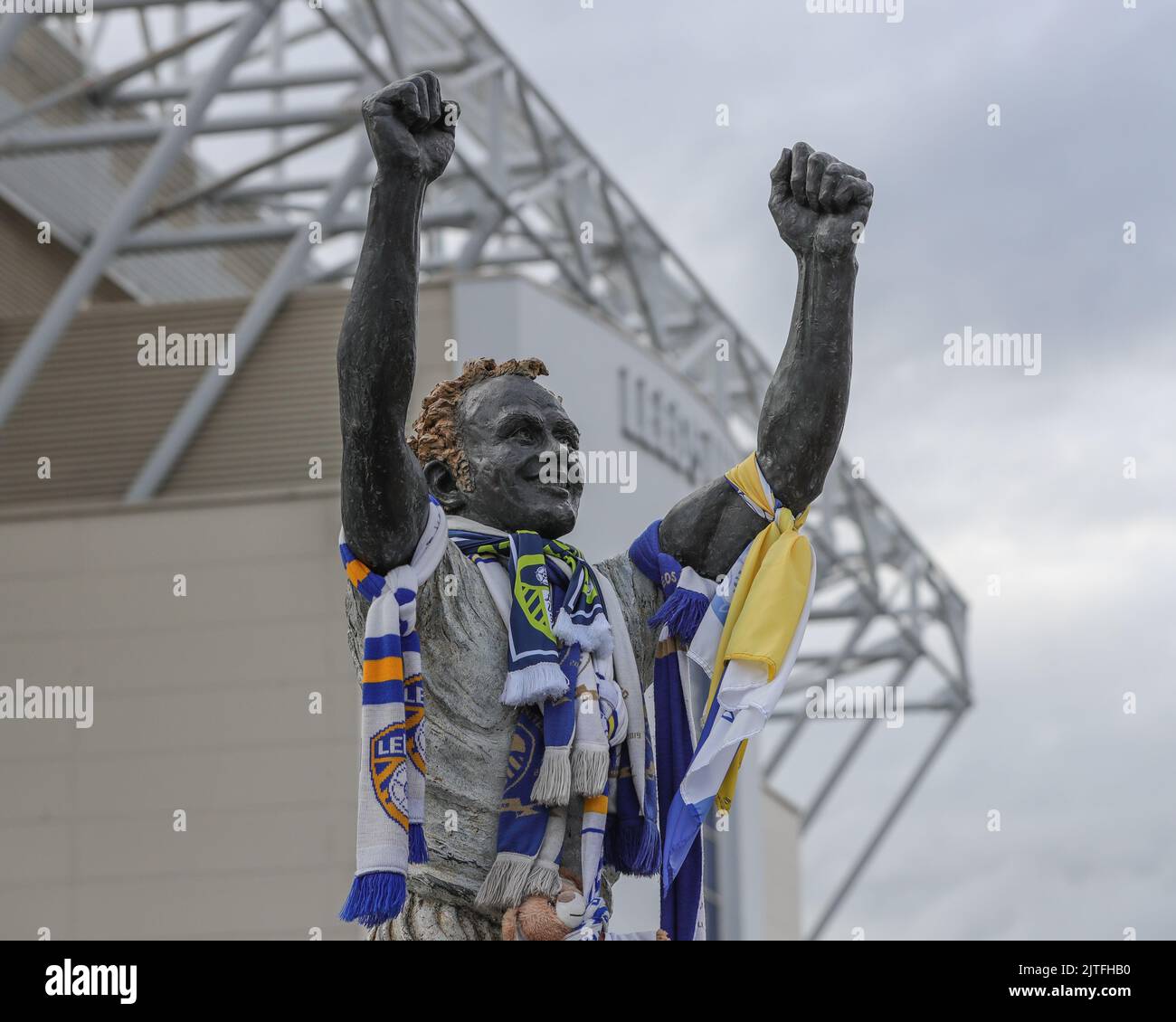 Billy bremner statue elland road hires stock photography and images