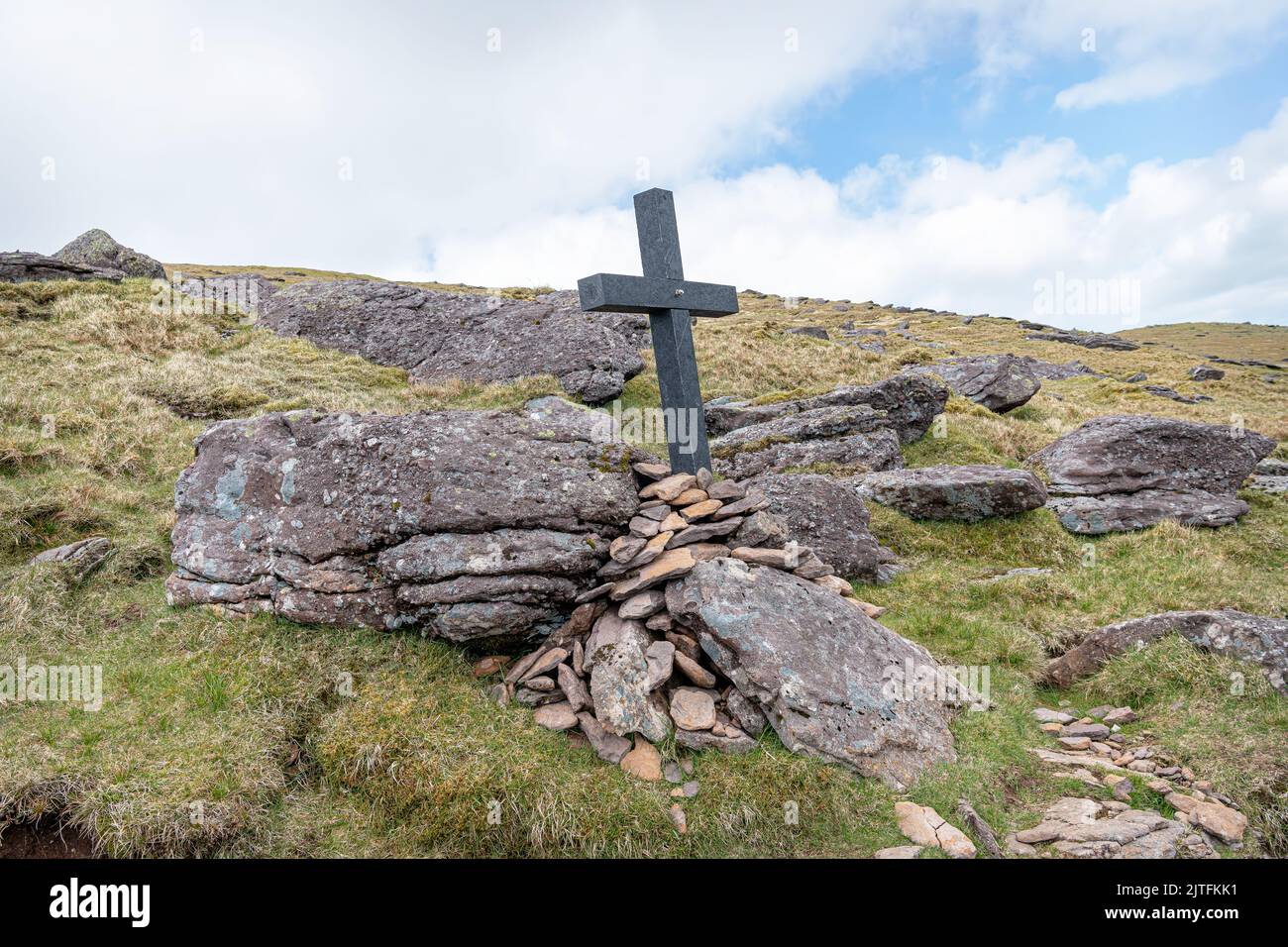 The sixteenth cross on the West Side Pilgrim's Trail up Mount Brandon in County Kerry, Ireland Stock Photo