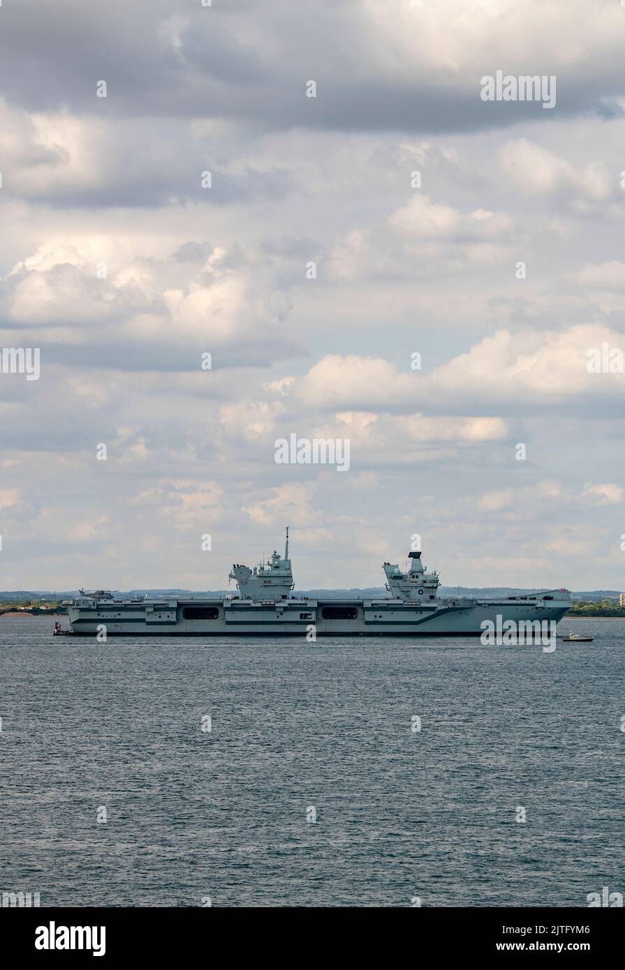 royal navy aircraft carrier hms prince of wales broken down in solent