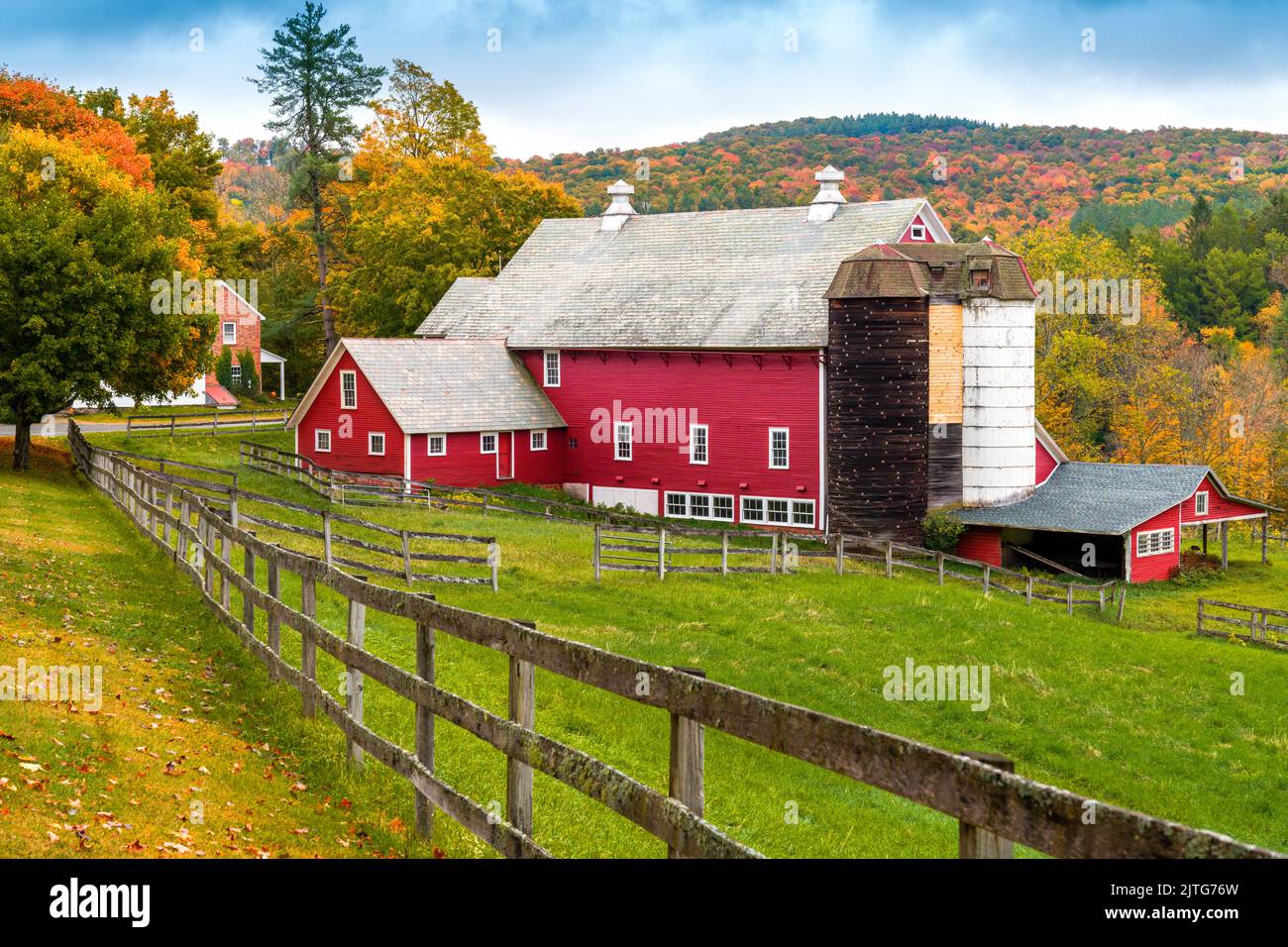 New england colors hi-res stock photography and images - Alamy