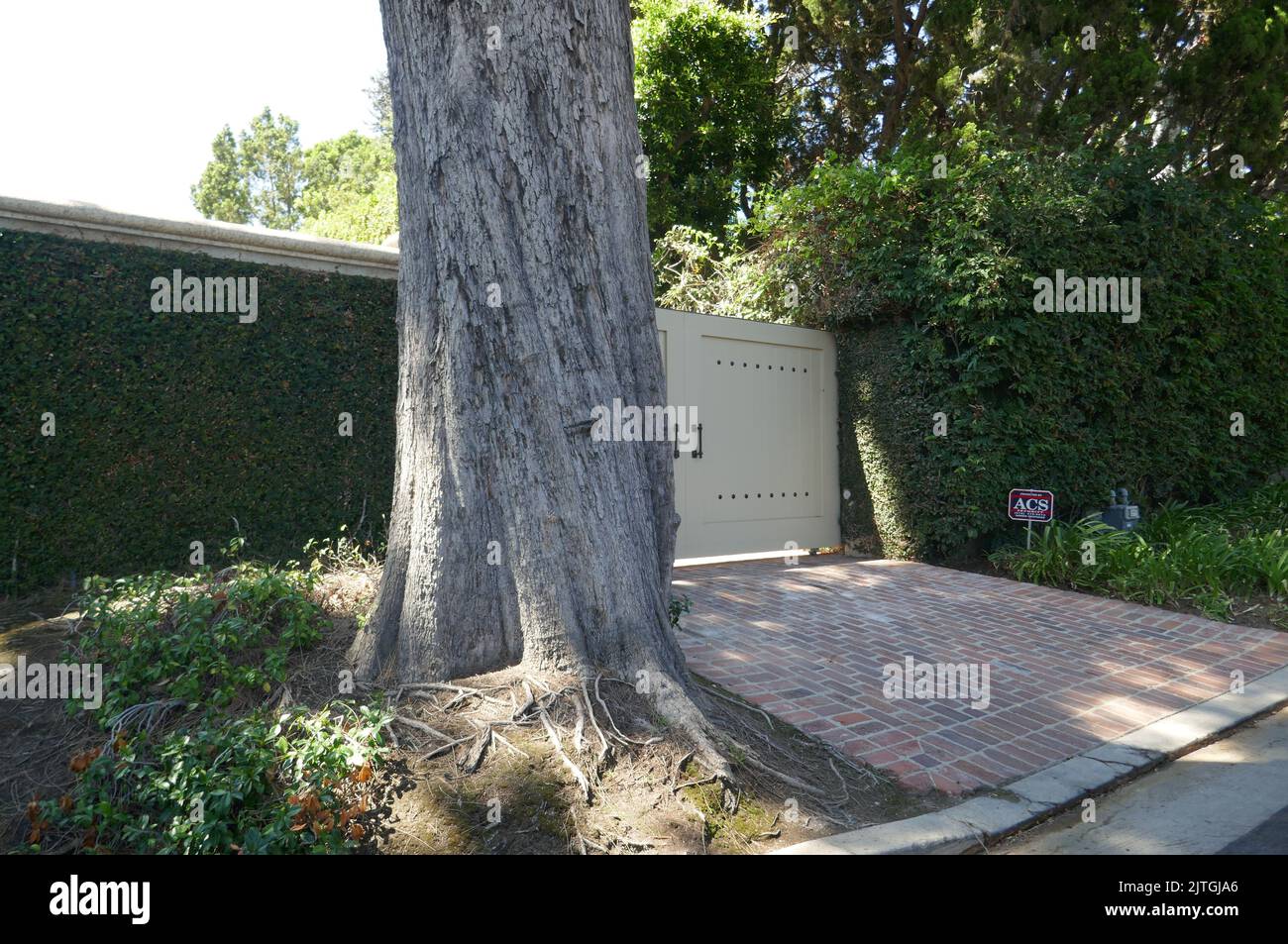 Los Angeles, California, USA 27th August 2022 Actors Charles Emery