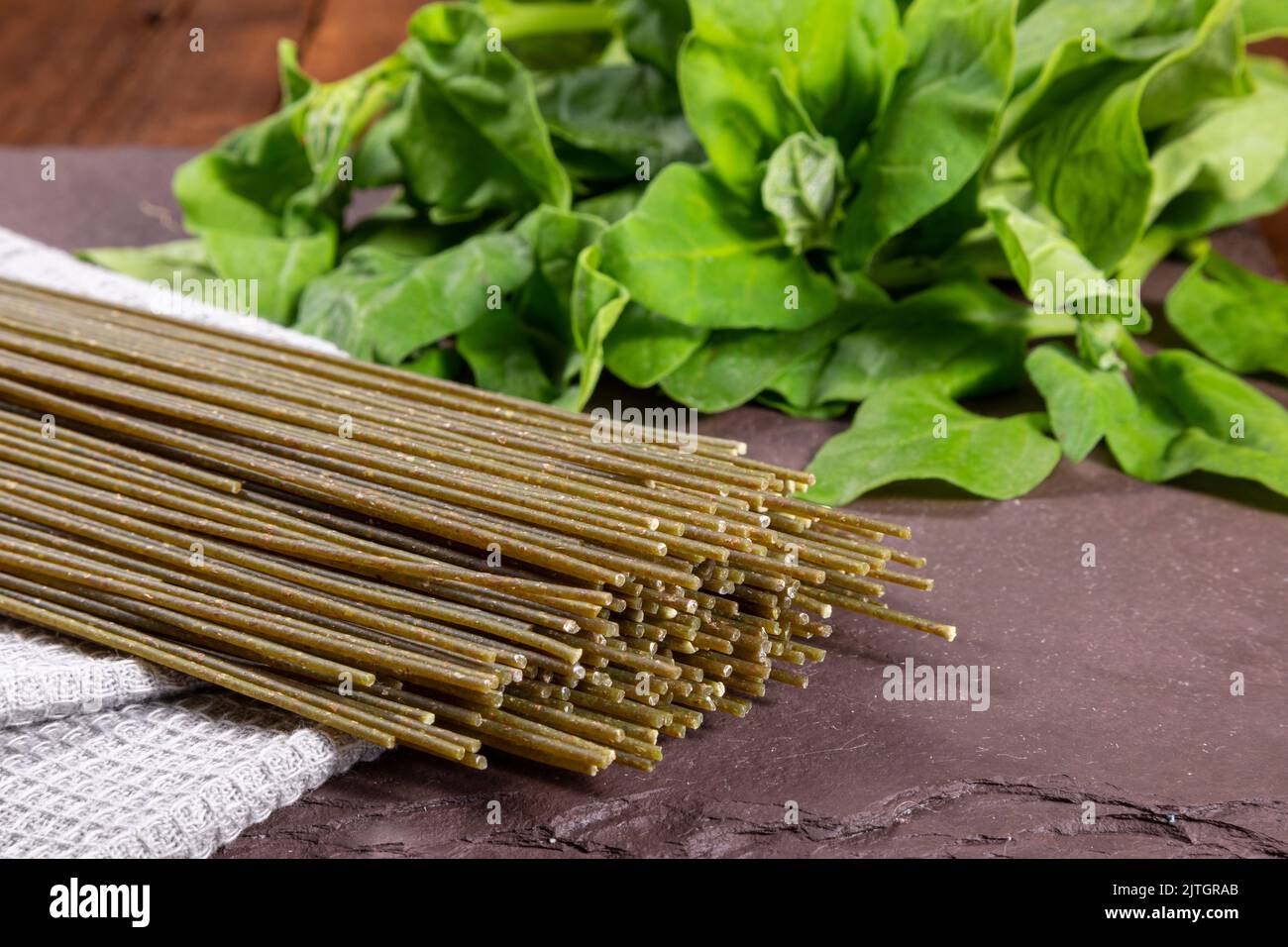 Vegetarian, vegan spinach noodles. Healthy food Stock Photo Alamy