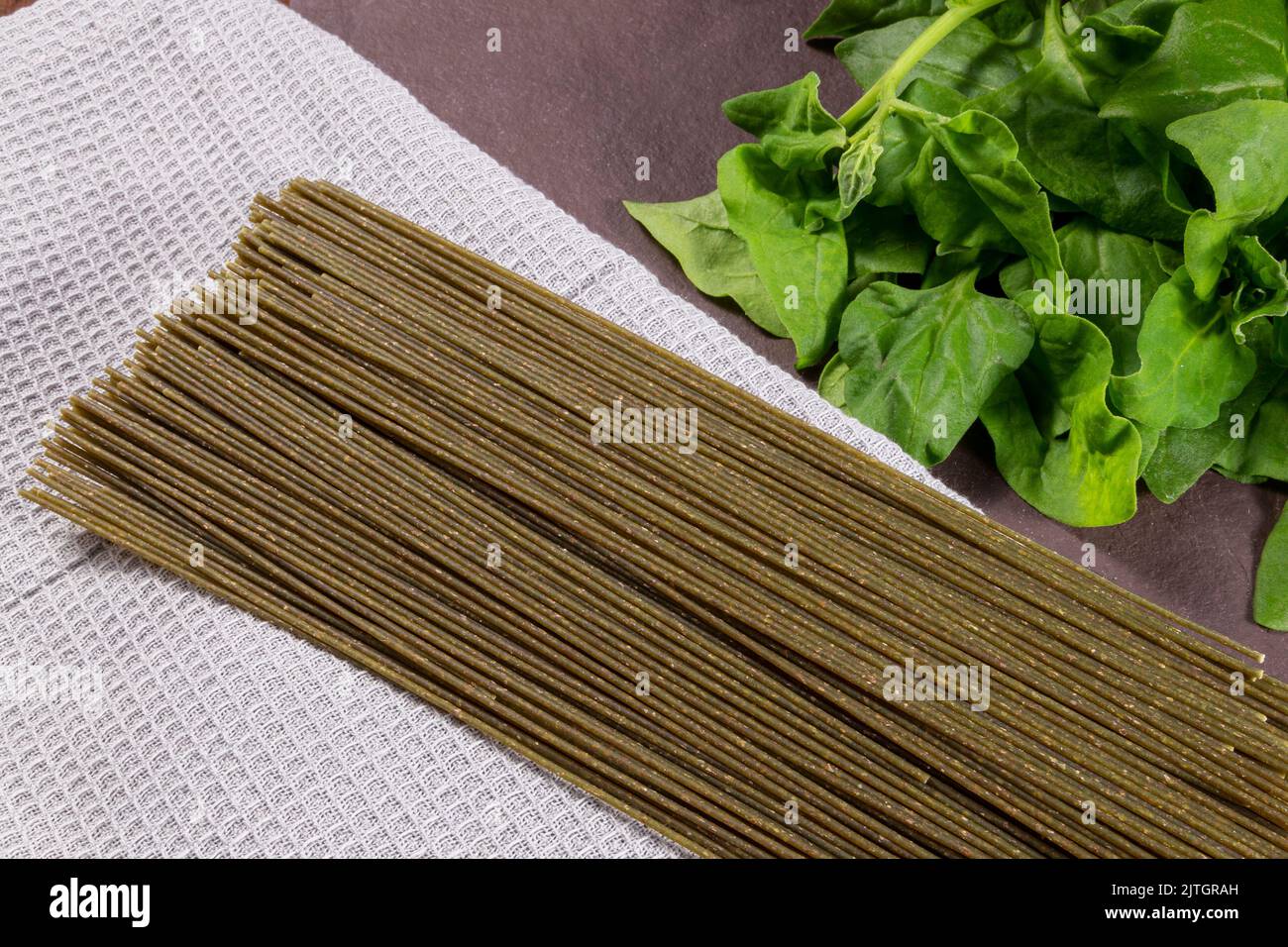 Vegetarian, vegan spinach noodles. Healthy food Stock Photo Alamy