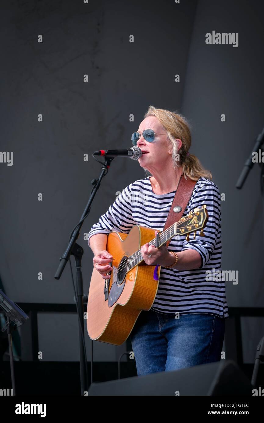 Mary Chapin Carpenter, Edmonton Folk Music Festival, Edmonton Alberta, Canada Stock Photo