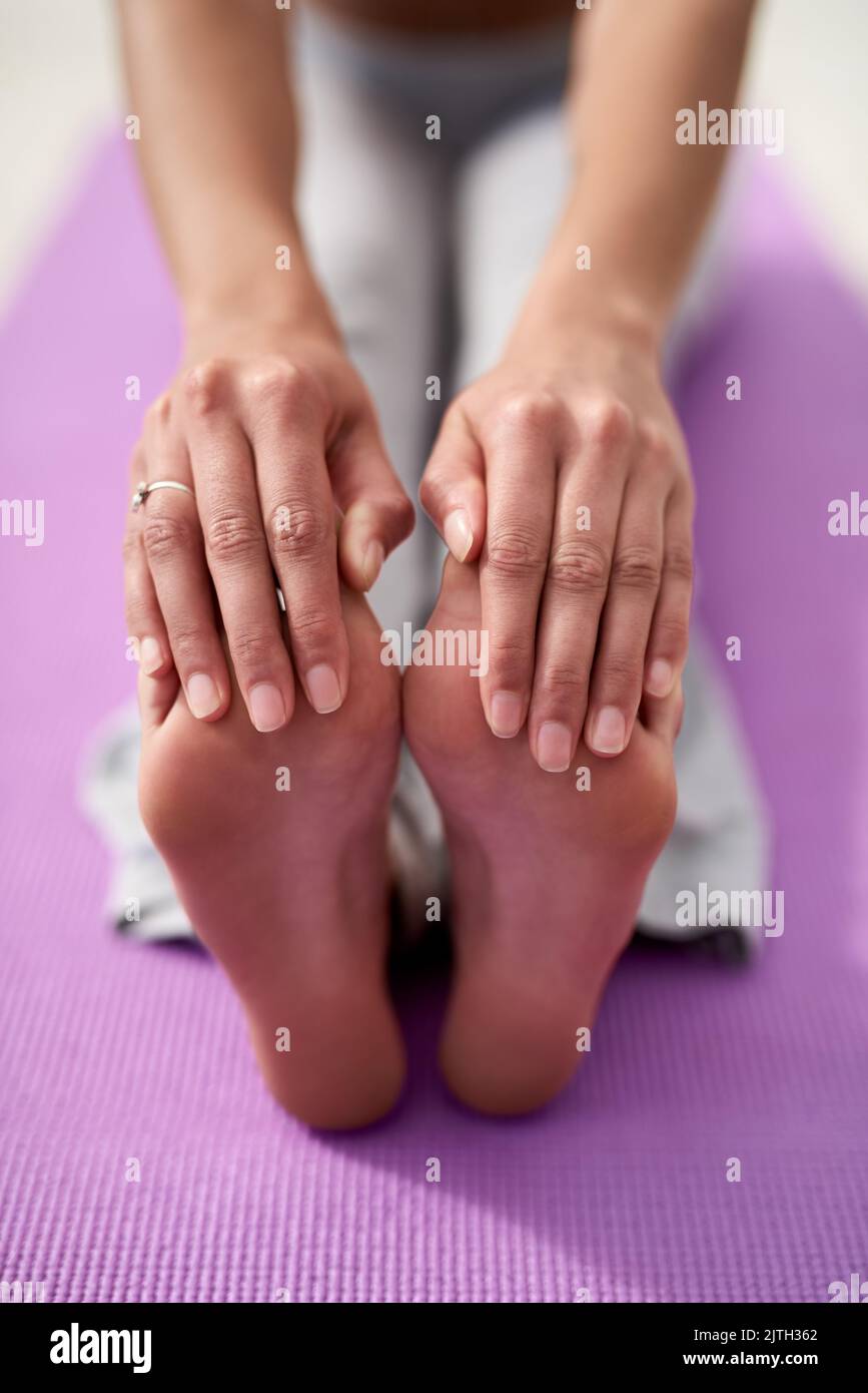 Yoga girl feet hi-res stock photography and images - Alamy