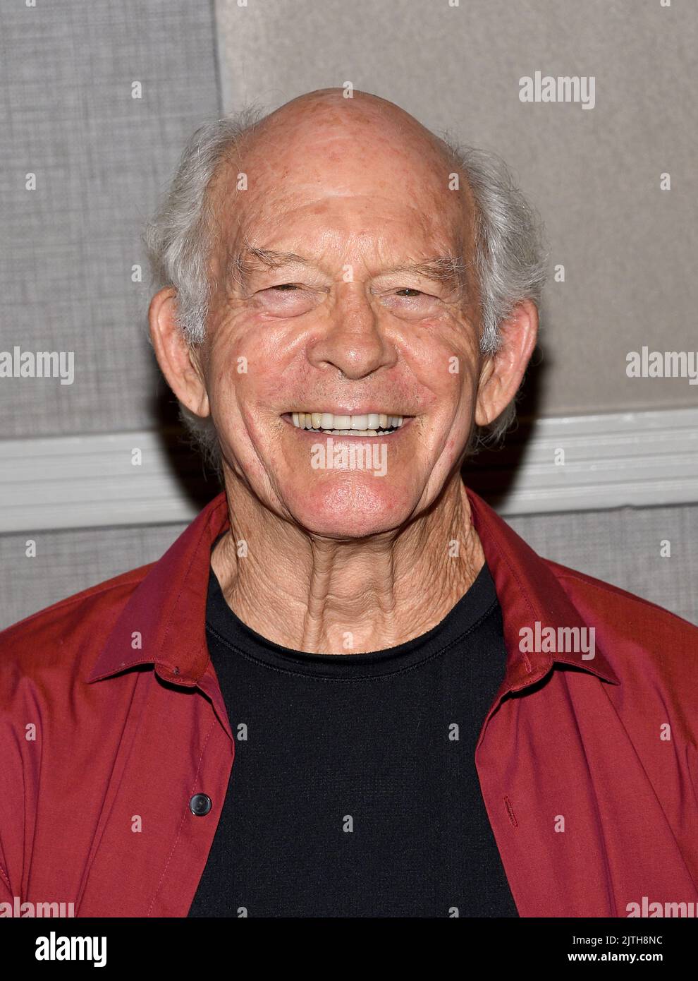 Max Gail at the summer 2022 Hollywood Show held at the Los Angeles
