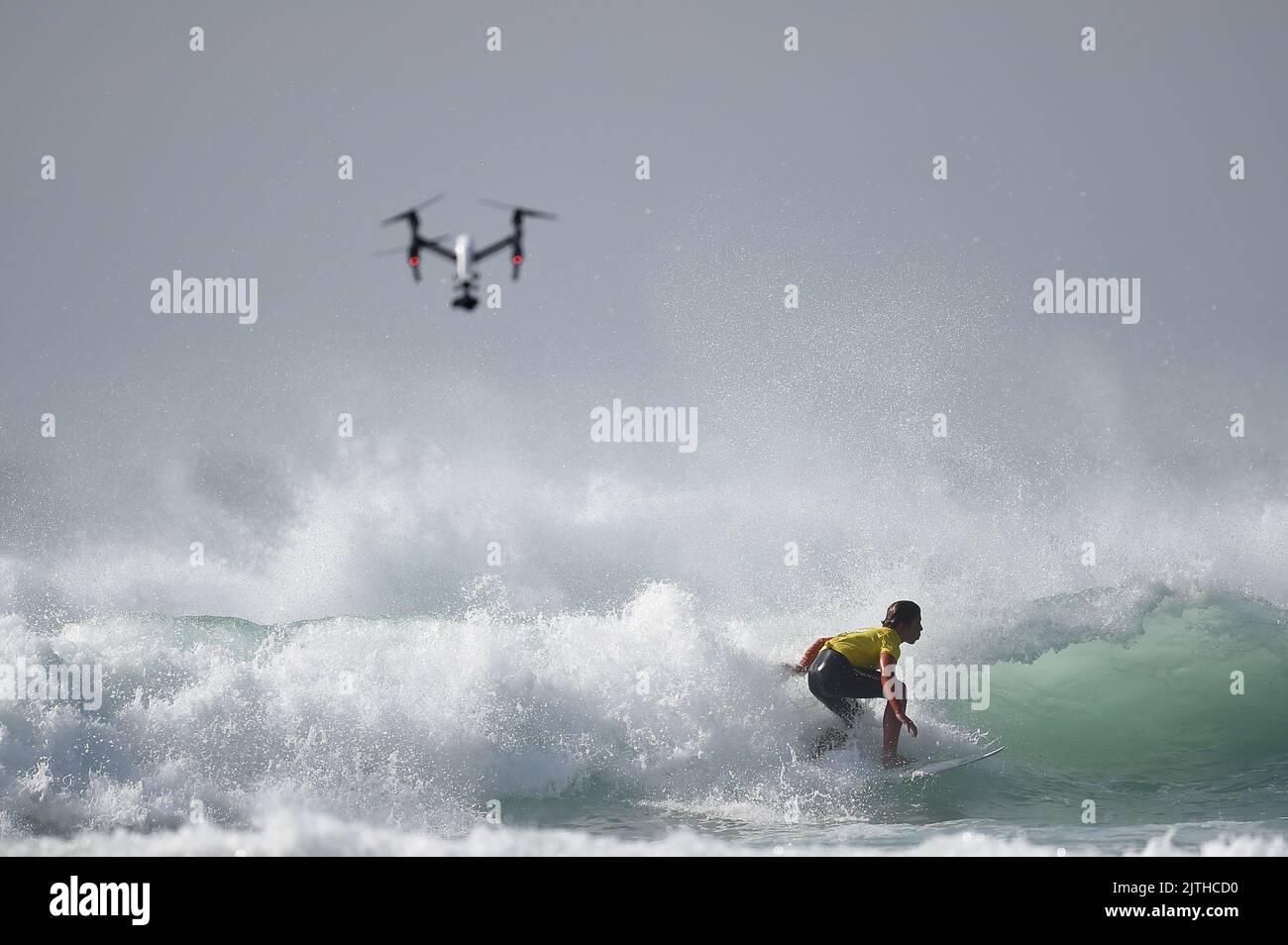 Drone filming ocean waves hi-res stock photography and images - Alamy