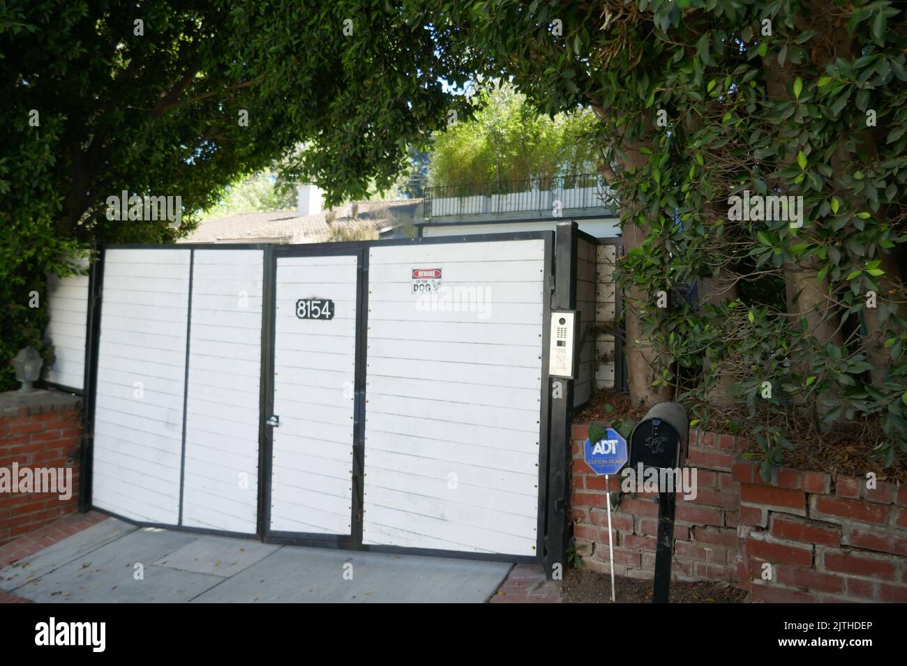 Los Angeles, California, USA 27th August 2022 Actor Joaquin Phoenix Home/house on August 27, 2022 in Los Angeles, California, USA. Photo by Barry King/Alamy Stock Photo Stock Photo