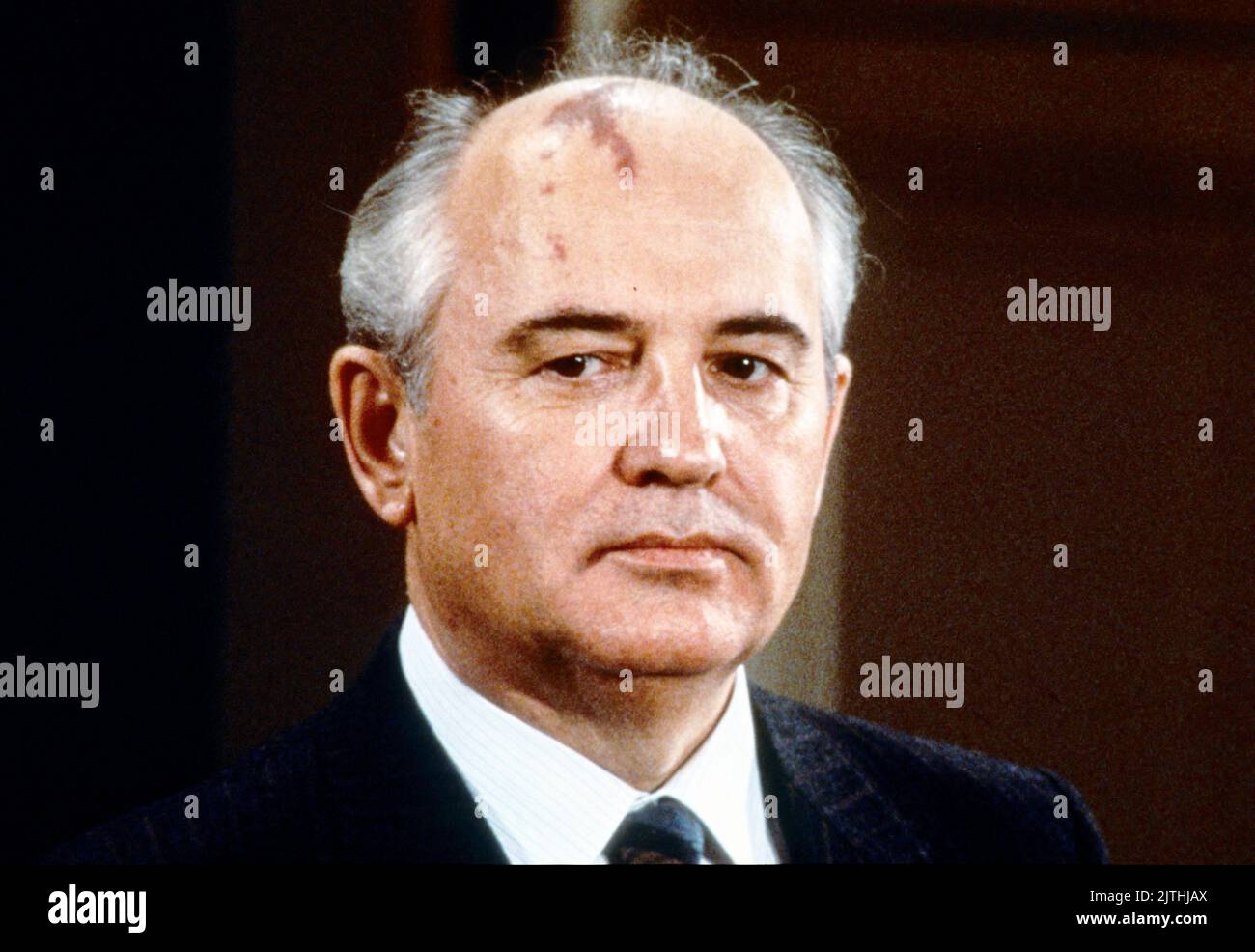 President Mikhail Gorbachev of the Soviet Union in the East Room of the White House in Washington, DC for the signing of the Intermediate-Range Nuclear Forces (INF) treaty with United States President Ronald Reagan on December 8, 1987. The agreement eliminated US and Soviet intermediate-and shorter-range nuclear missles and led to the elimination of more nuclear weapons. Photo byJim Colburn / Pool via CNP/ABACAPRESS.COM Stock Photo