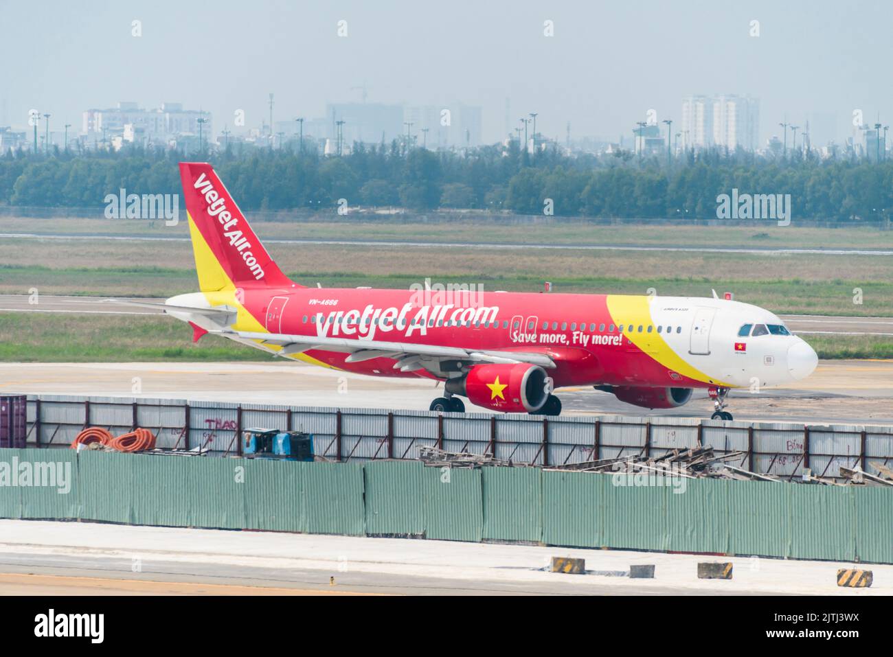 Vietjet Air A320, Ho Chi Minh International Airport, Ho Chi Minh City, Vietnam Stock Photo