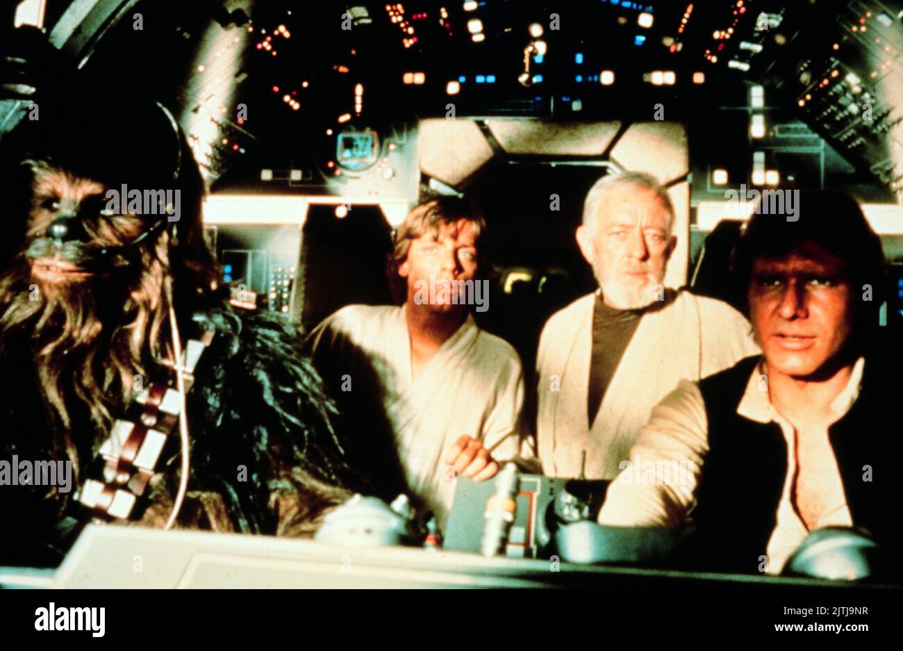 USA. Mark Hamill and Alec Guinness in a scene from the (C)Twentieth Century  Fox film: Star Wars: Return of the Jedi (1983). Plot: After a daring  mission to rescue Han Solo from, image size:1300x937