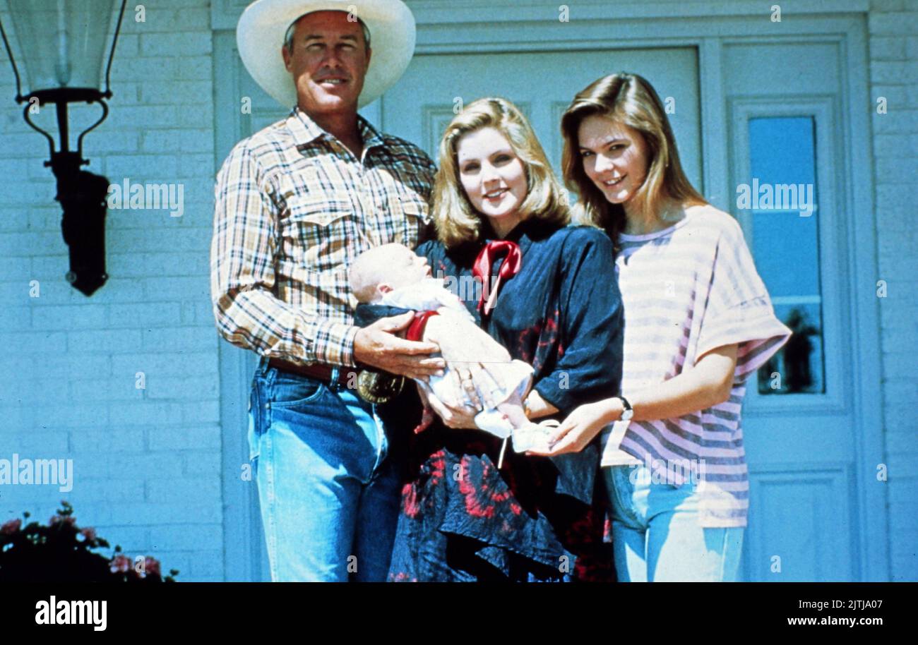 Dallas, Fernsehserie, USA 1978 - 1991, Darsteller: Steve Kanaly, Priscilla Beaulieu Presley, Shalane McCall Stock Photo
