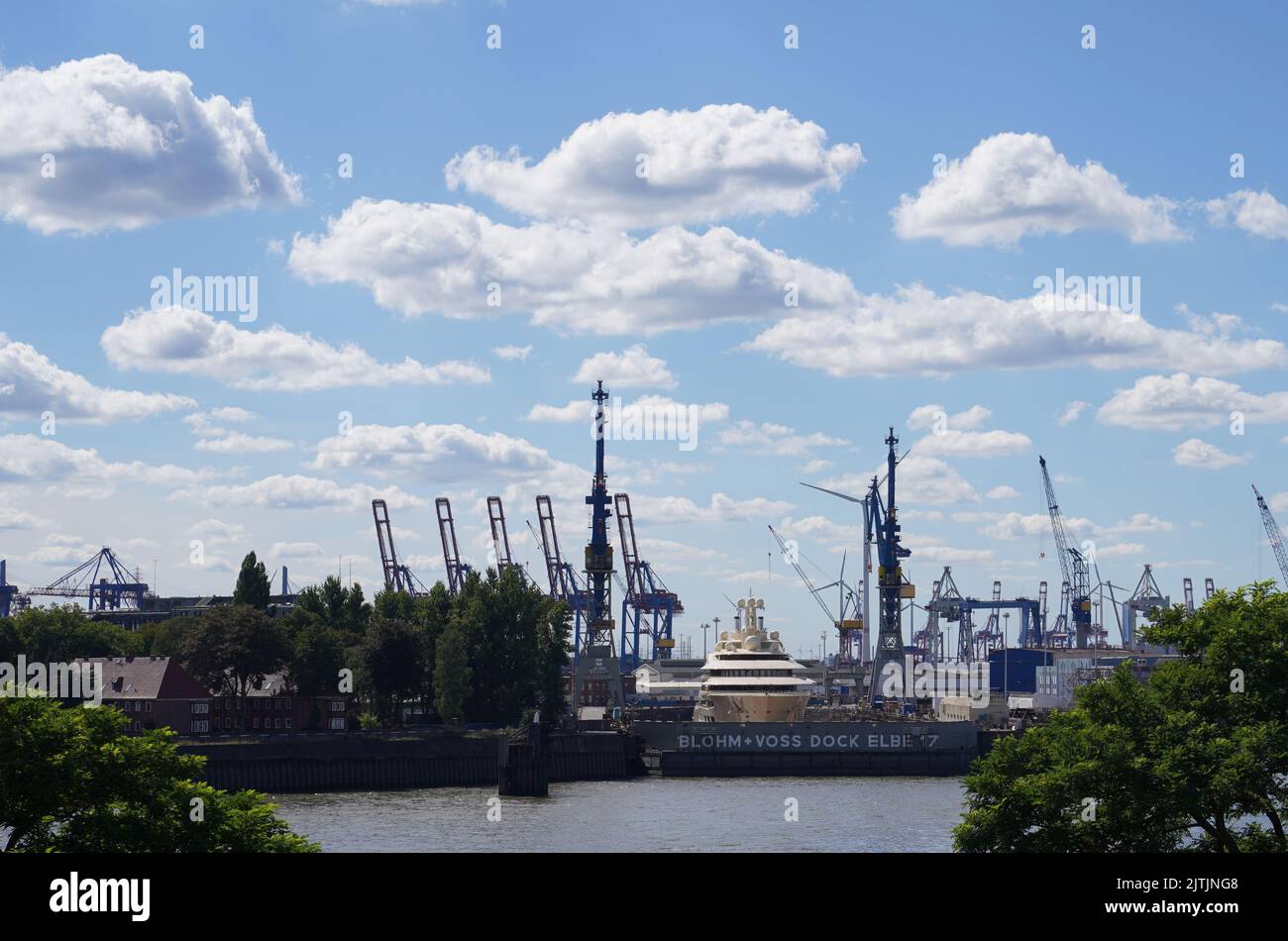 blohm voss dock elbe 17
