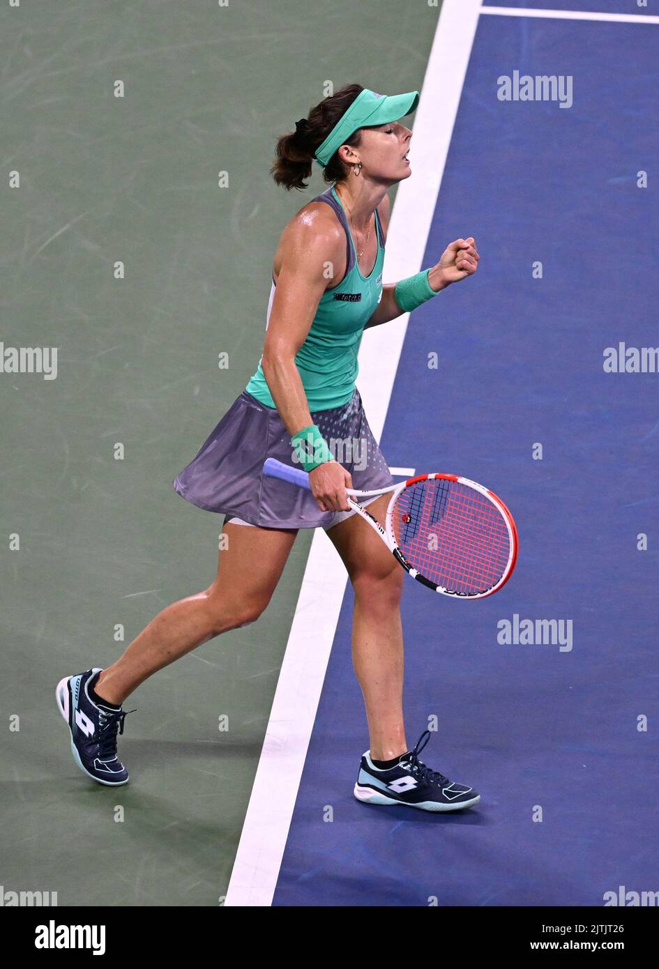 Emma Raducanu 2022 Us Open Hi res Stock Photography And Images Alamy emma-raducanu-2022-us-open-hi-res-stock-photography-and-images-alamy