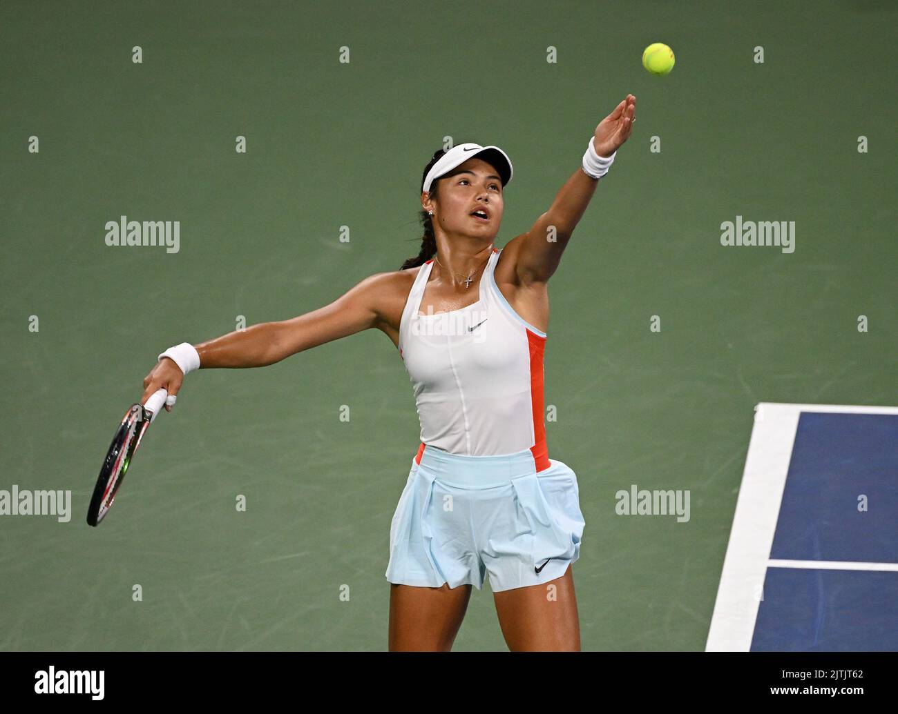 New York NY USA 30th Aug 2022 NO NY NEWSPAPERS Emma Raducanu new-york-ny-usa-30th-aug-2022-no-ny-newspapers-emma-raducanu