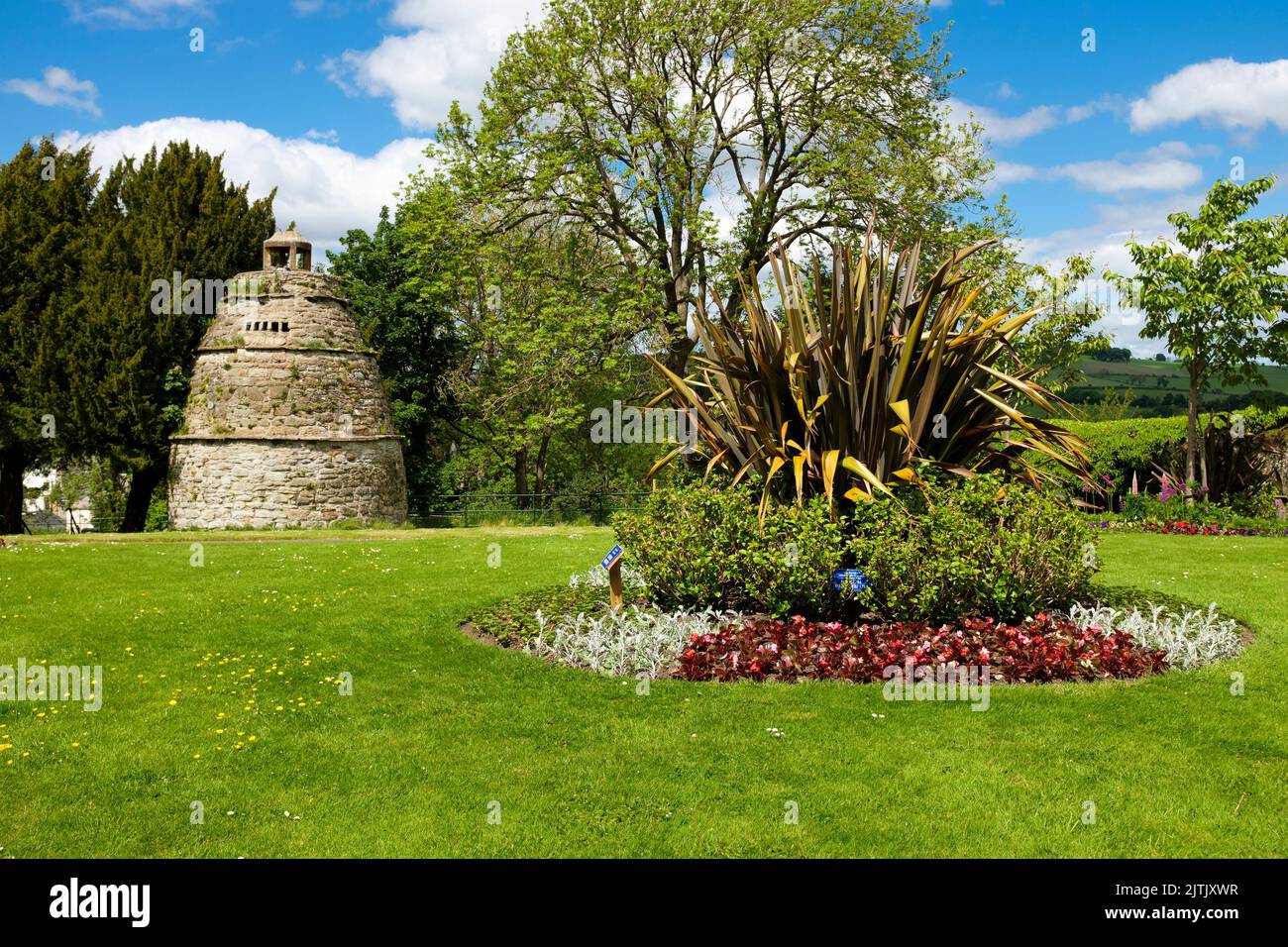 Dovecote in Learmonth Gardens, Linlithgow, Scotland, UK Stock Photo
