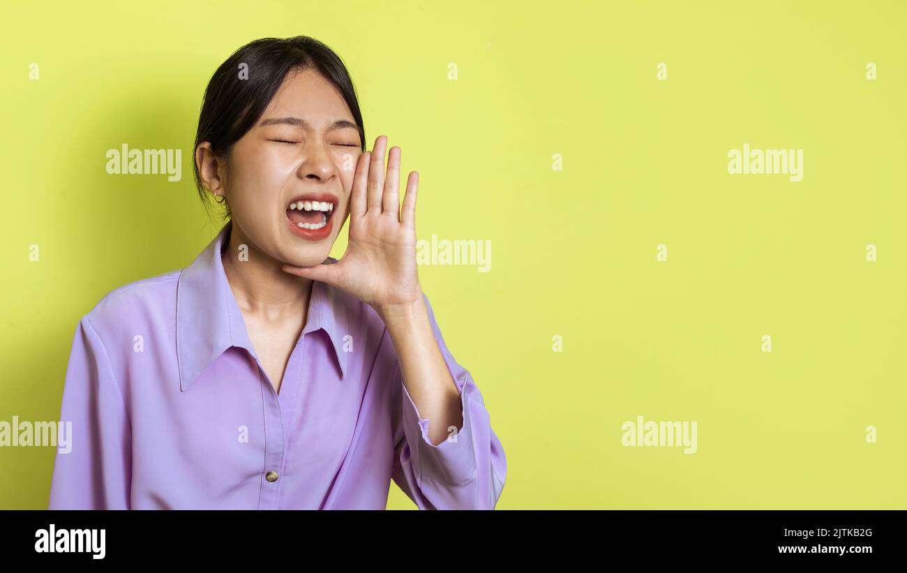 азиатка кричит онлайн фото 17