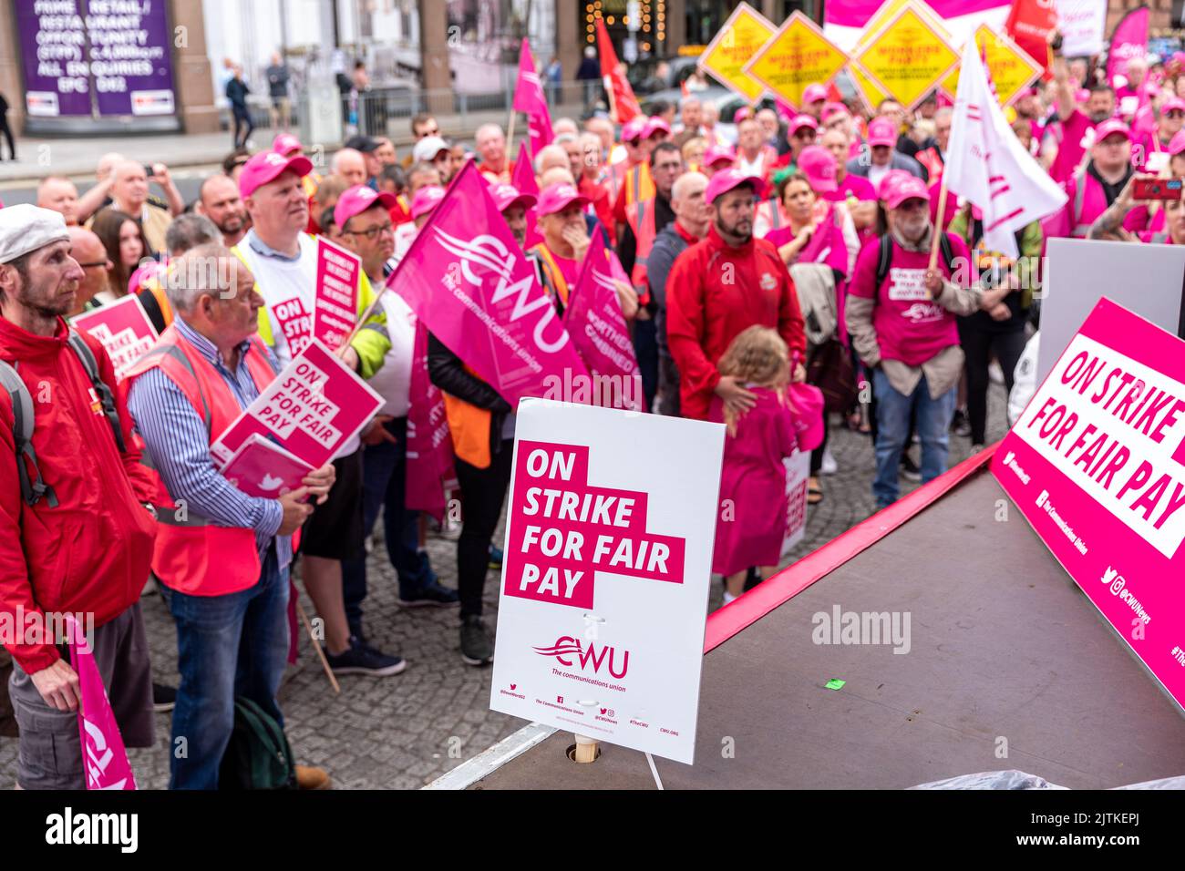 Belfast UK 31st Aug 2022 31st August 2022 Royal Mail Post Office belfast-uk-31st-aug-2022-31st-august-2022-royal-mail-post-office