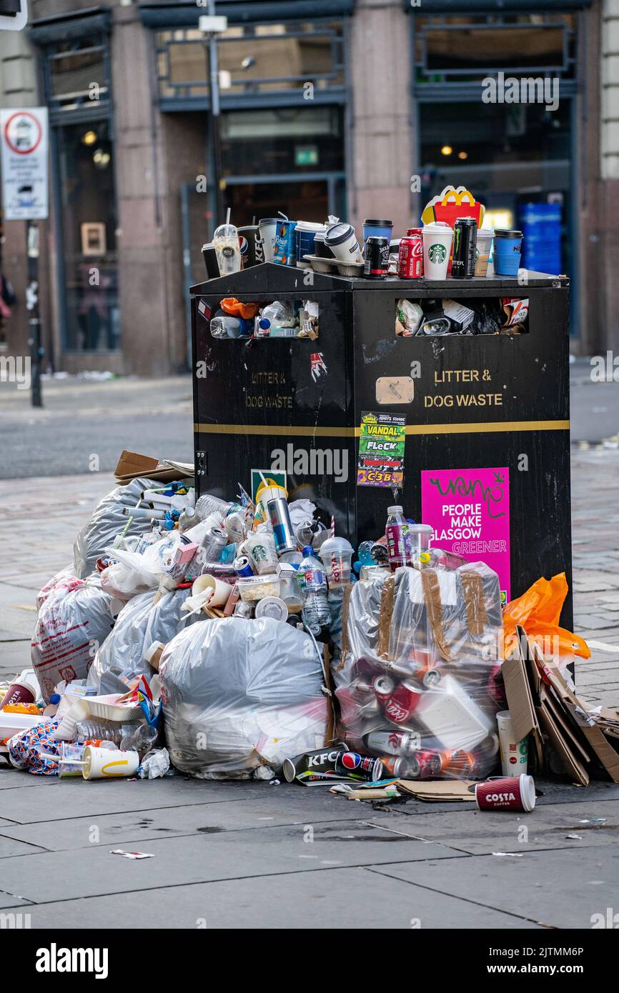 GLASGOW , SCOTLAND 31ST AUGUST 2022, RUBBISH PILES HIGH ACROSS GLASGOW
