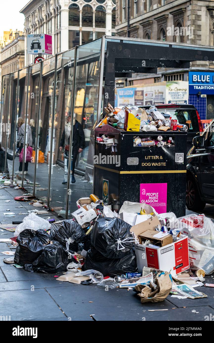 GLASGOW , SCOTLAND 31ST AUGUST 2022, RUBBISH PILES HIGH ACROSS GLASGOW