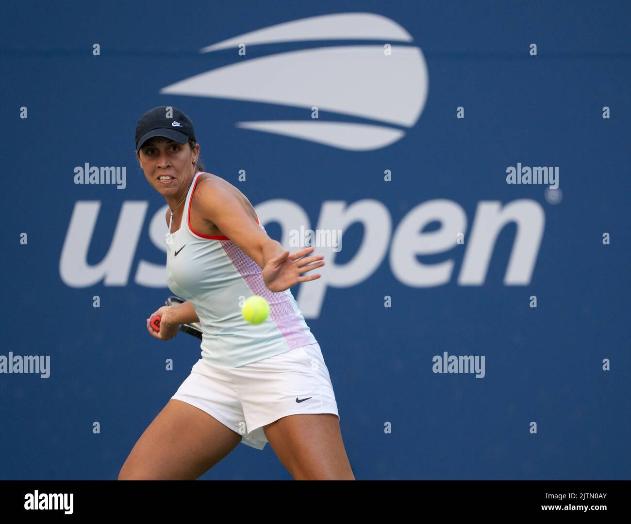 New York, US, August 31, 2022: Madison Keys (USA) defeated Camila Giorgi (ITA) 6-4, 5-7, 7-6, at the US Open being played at Billie Jean King Ntional Tennis Center in Flushing, Queens, New York/USA © Helga Schultz/Tennisclix Stock Photo