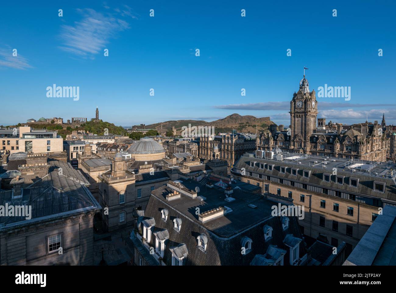 edinburgh skyline looking towards Arthur's Seat Stock Photo