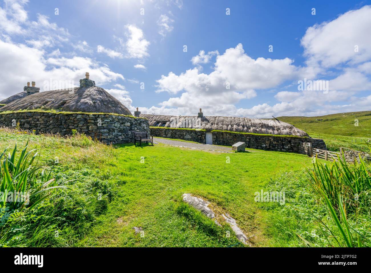 Gearrannan black house village, Dun Carloway, Isle of Lewis, Scotland ...