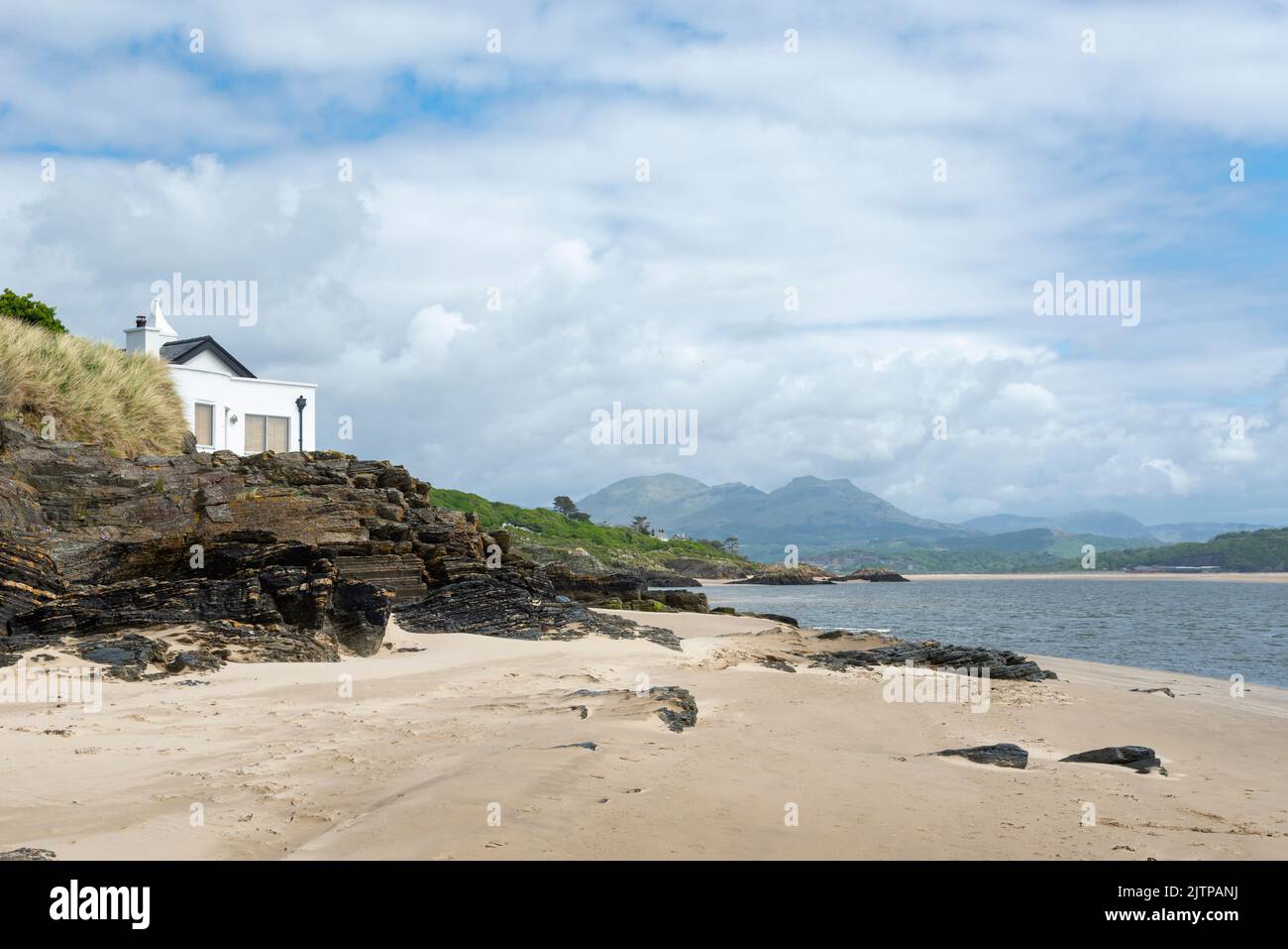 The Powder House (Y Cwt Pwdr) near Morfa Bychan on the coast of North Wales Stock Photo Alamy