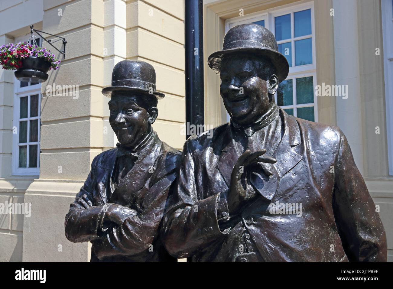 Laurel & Hardy statue, by Graham Ibbeson,  Ulverston Stock Photo