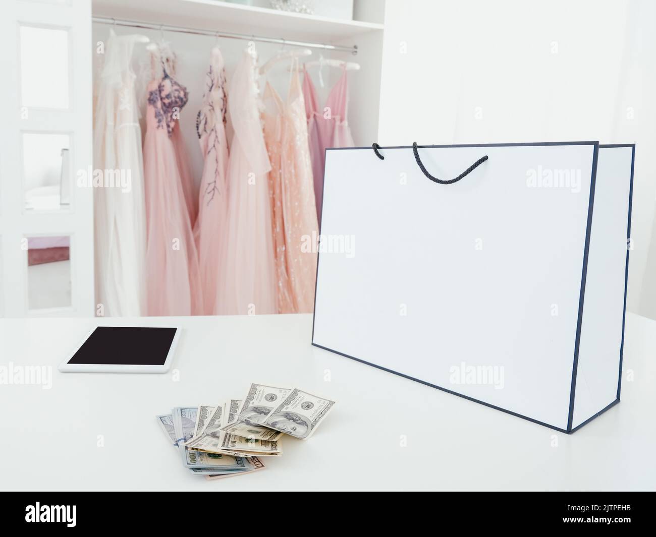modern shopping luxury boutique expensive purchase Stock Photo Alamy