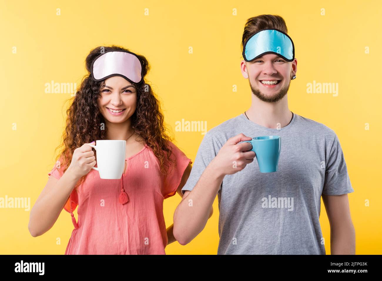 Happy smiles hi-res stock photography and images - Alamy