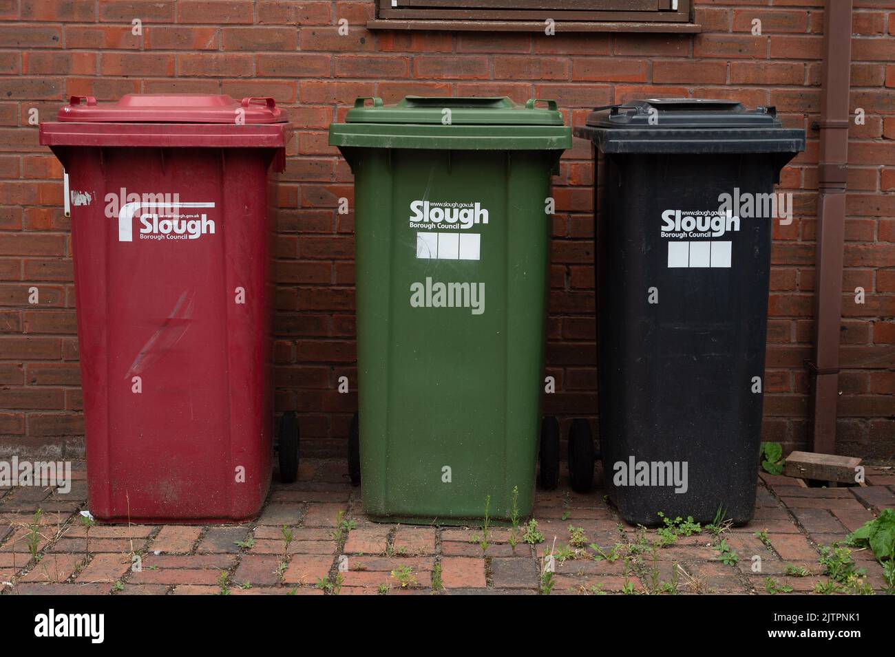 Green food waste recycling dustbin hires stock photography and images