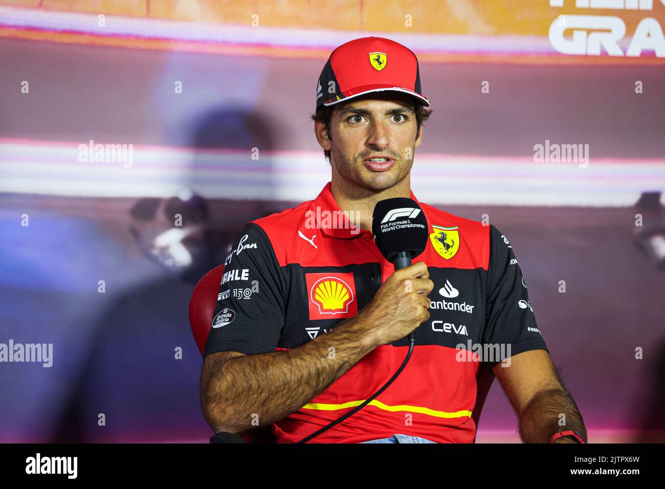 SAINZ Carlos (spa), Scuderia Ferrari F1-75, portrait, press conference ...