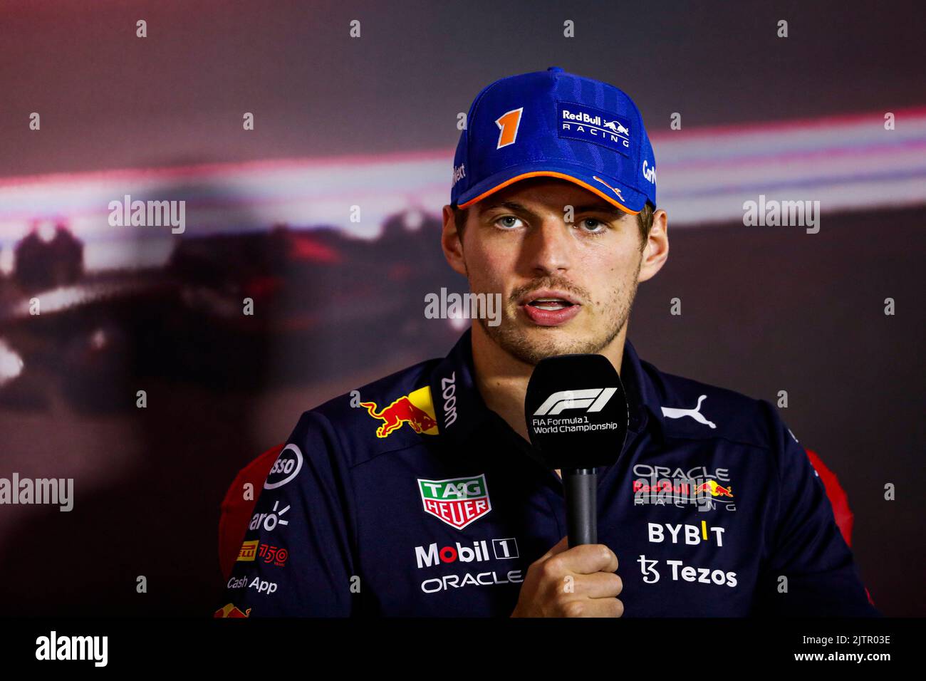 VERSTAPPEN Max (ned), Red Bull Racing RB18, portrait, press conference ...